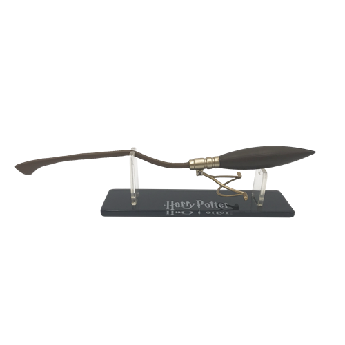 Harry Potter Nimbus 2000 Scaled Prop Replica