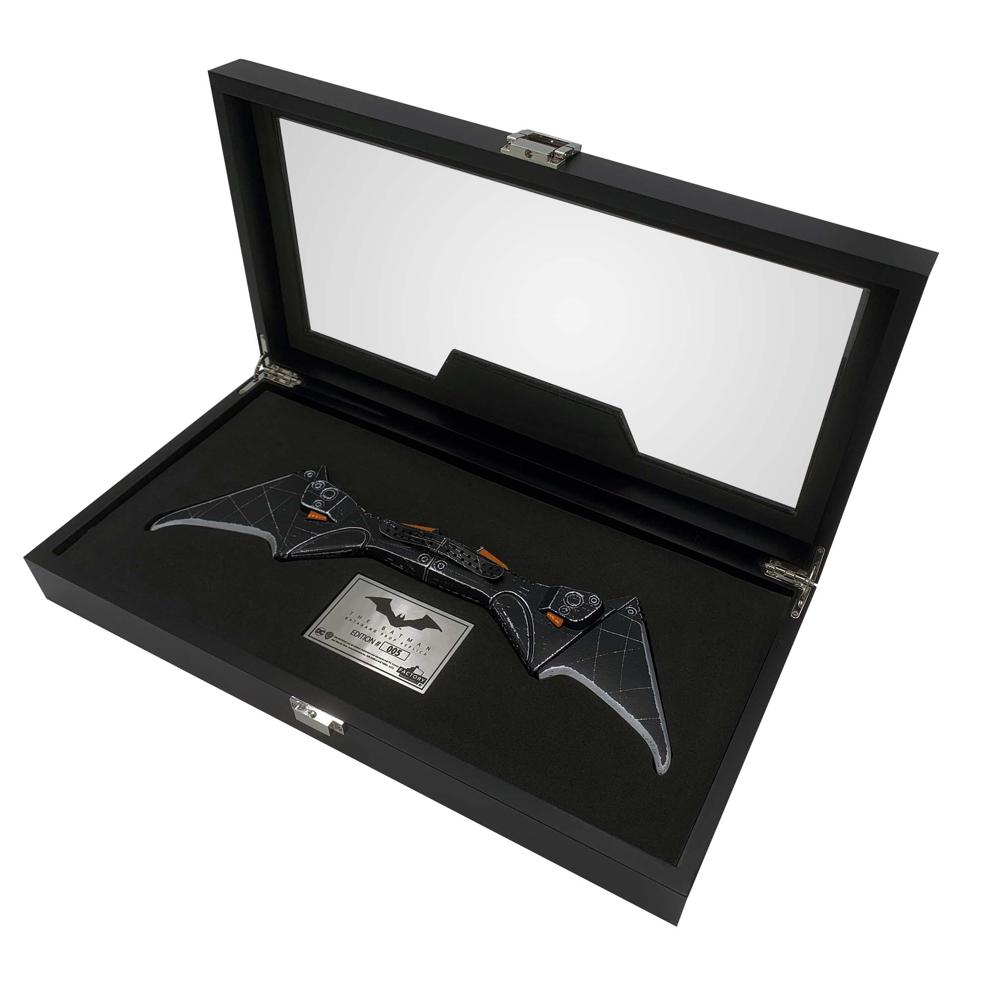 The Batman - Batarang Limited Edition Prop Replica – Factory